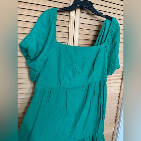 Plus size Green Square Neck Dress with tie in back size 2x - Picture 6 of 11